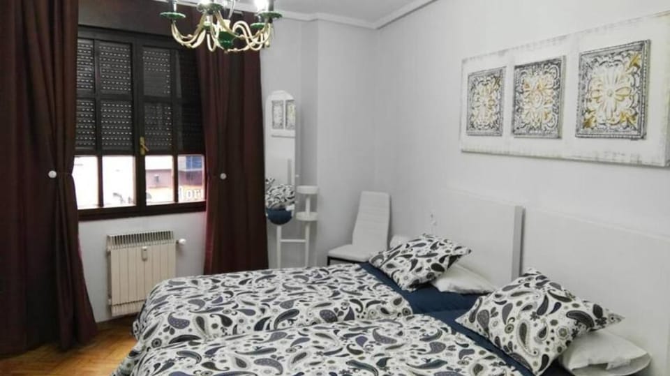 CENTRO Y PLAYA GIJON CAPUA 21 VUT 710 Apartment in Gijón