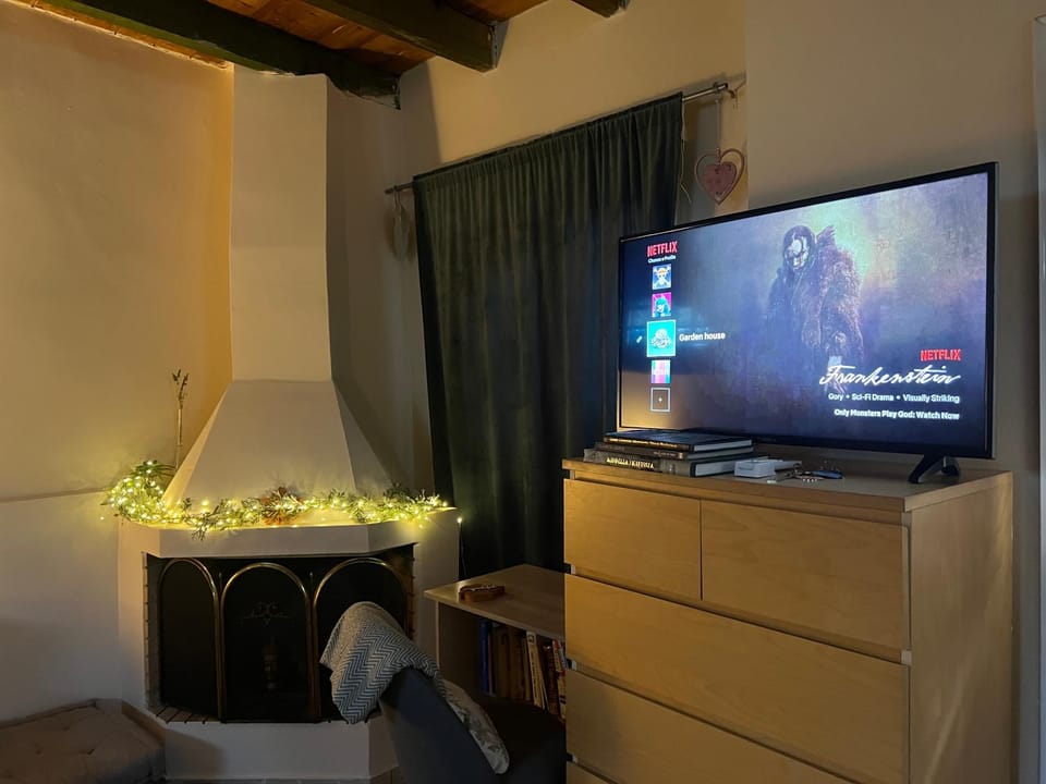 PJ GARDEN HOUSE Apartment in North Athens Regional Unit, Greece