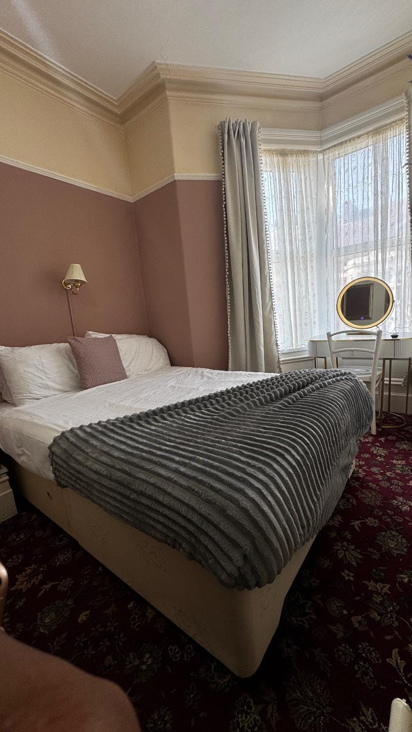 Bronte House - Blackpool Bed and Breakfast in Blackpool