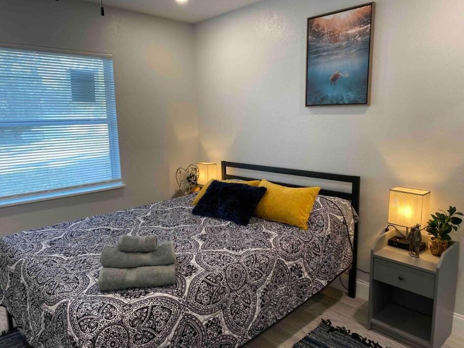Bed, Bedroom