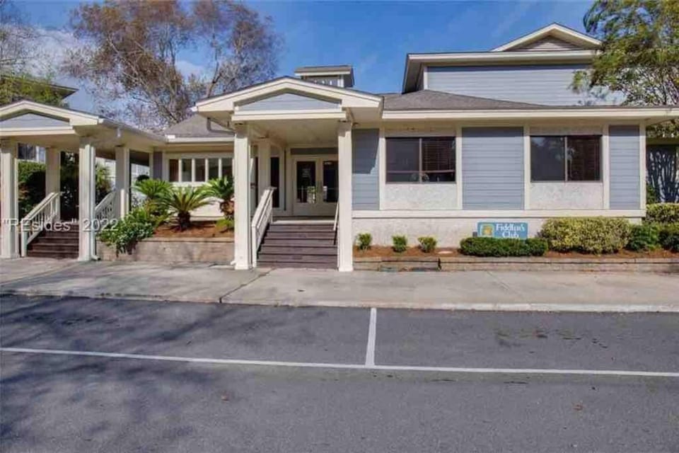 Cute 2 bedroom, 2 bath Condo at Folly Field Beach Apartment in Hilton Head Island