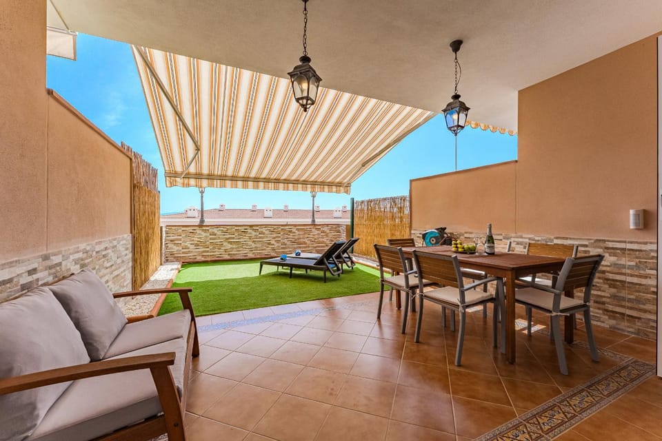 Spacious Ocean View Family Townhouse Apartment in Canary Islands