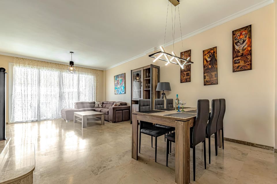 Living room, Seating area, Dining area