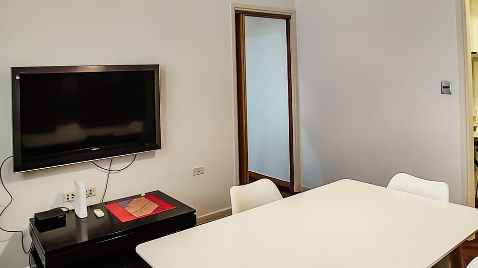 TV and multimedia, Dining area