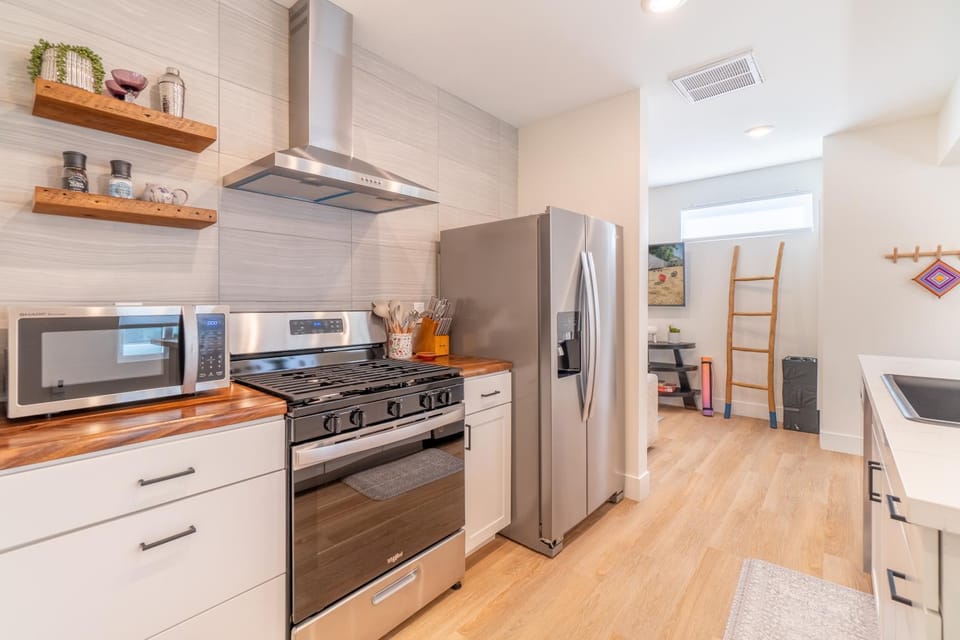 Kitchen or kitchenette, toaster