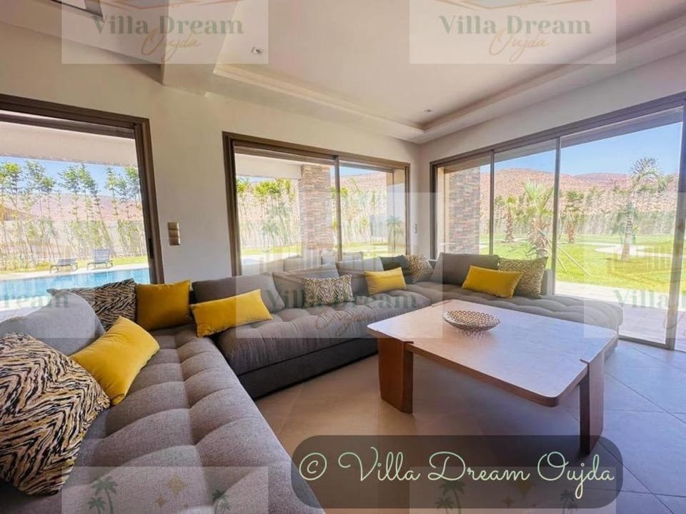 Villa Dream Oujda Piscine Chauffée sans vis à vis Villa in Morocco