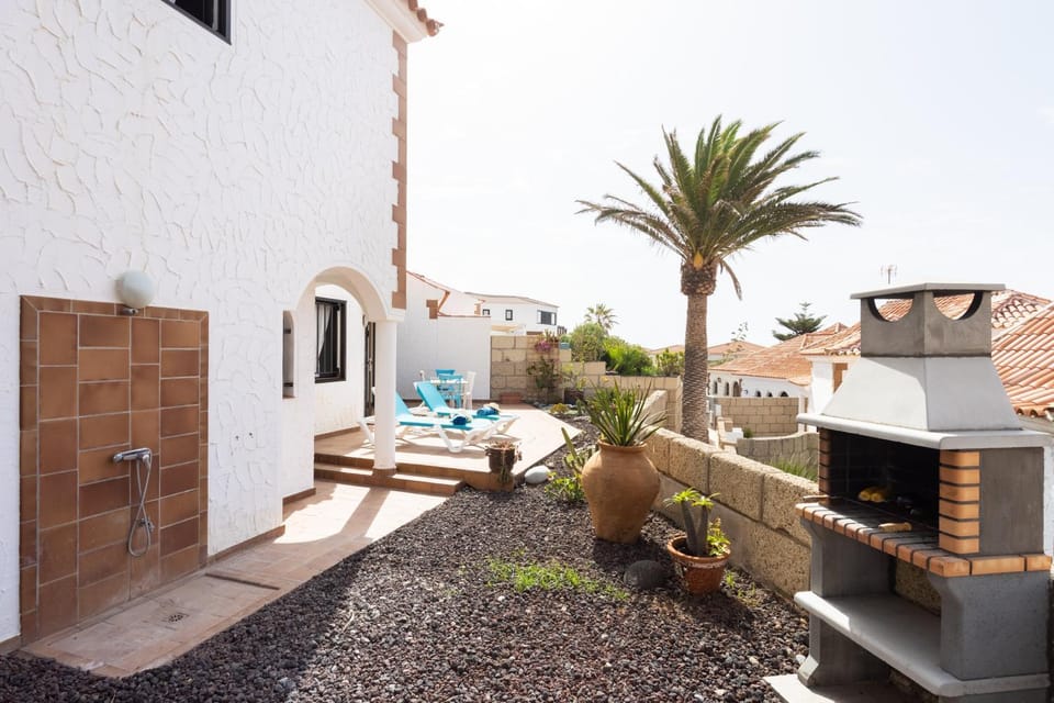Casa Limon - Ocean View Villa in Abona