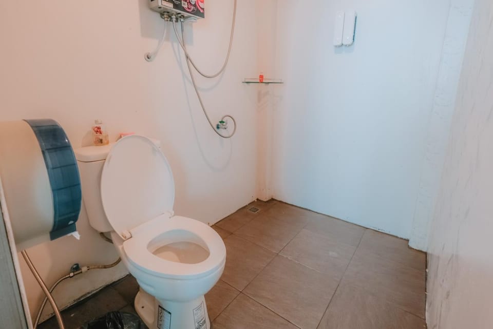 Toilet, Bathroom