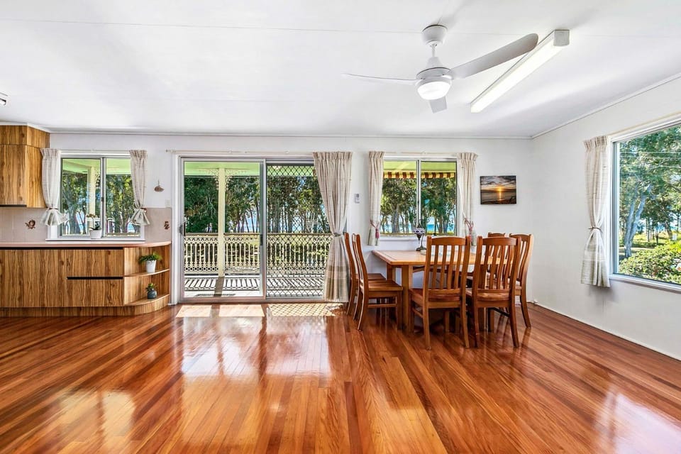 OceanViews on Burrum Up House in Queensland