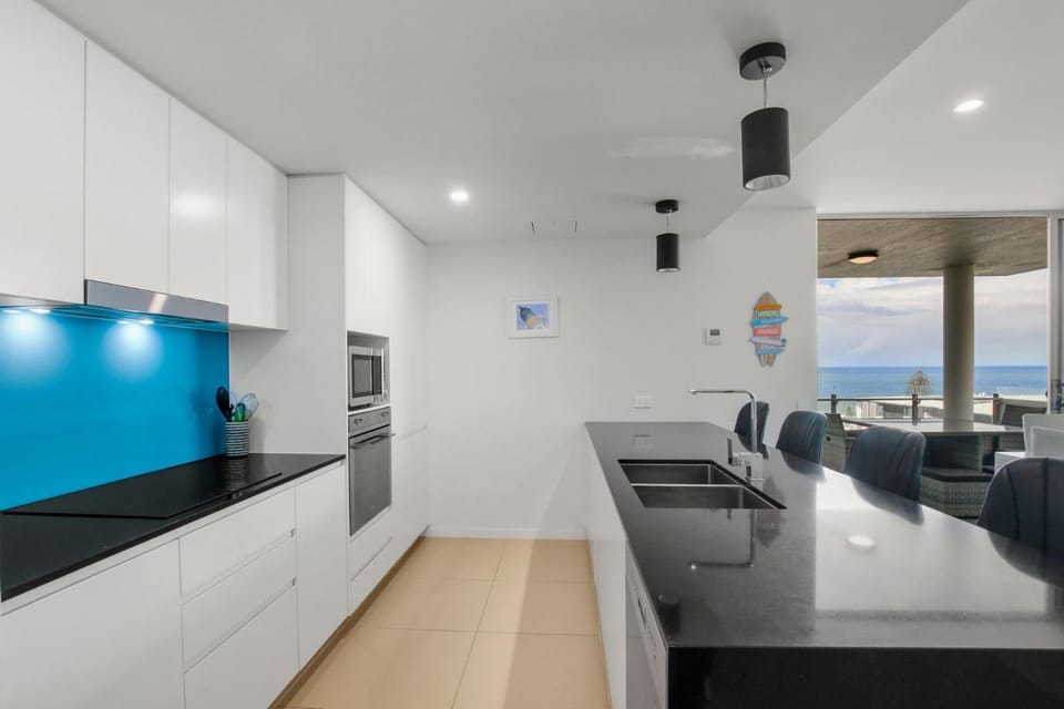 Aqua View 504, 29 Canberra Tce, Kings Beach Apartment in Kings Beach