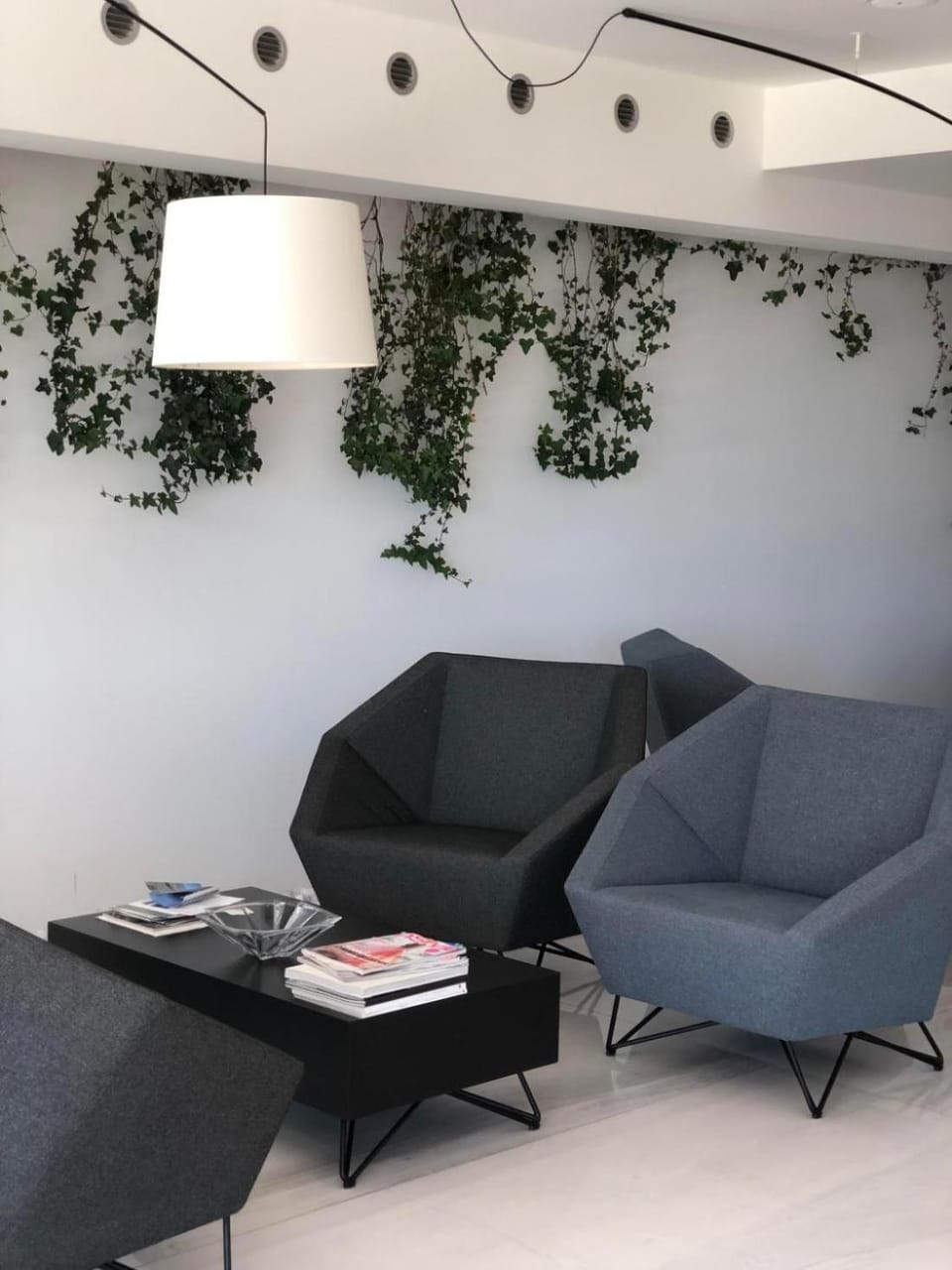 Communal lounge/ TV room, Living room, Seating area