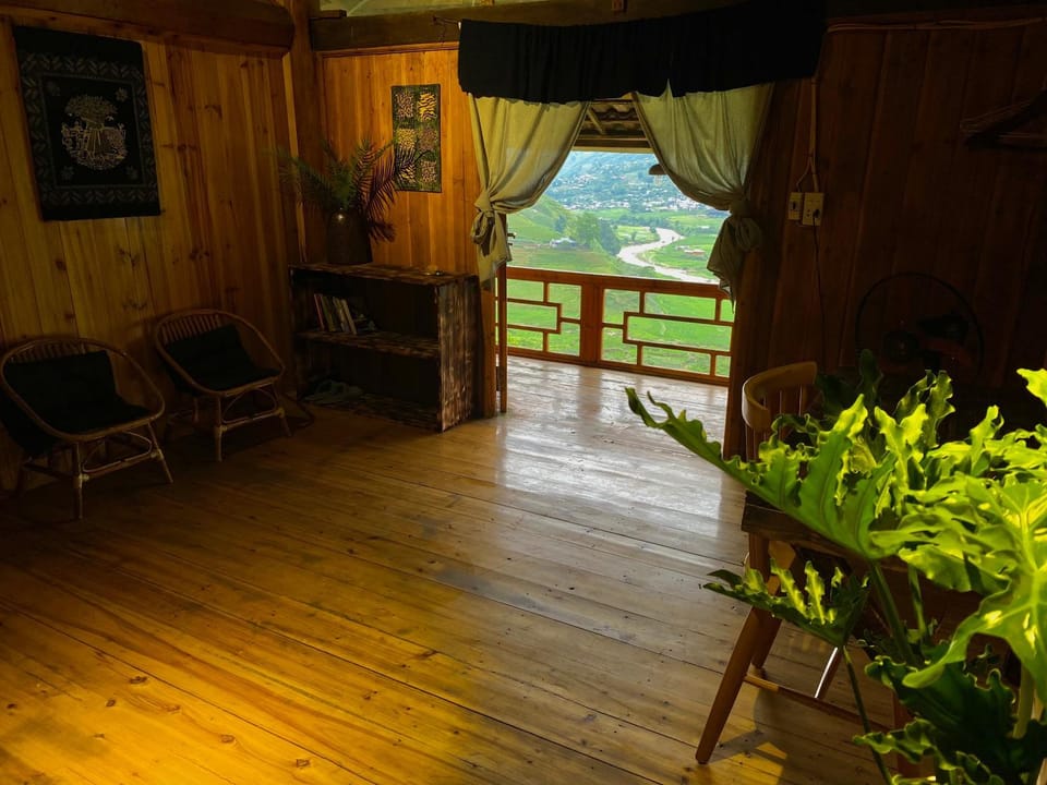 Pham's House - Homestay & Cafe Vacation rental in Laos