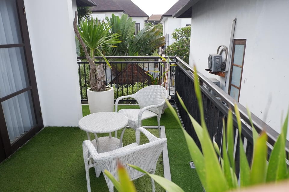 Patio, Day, Garden, View (from property/room), Balcony/Terrace, Garden view