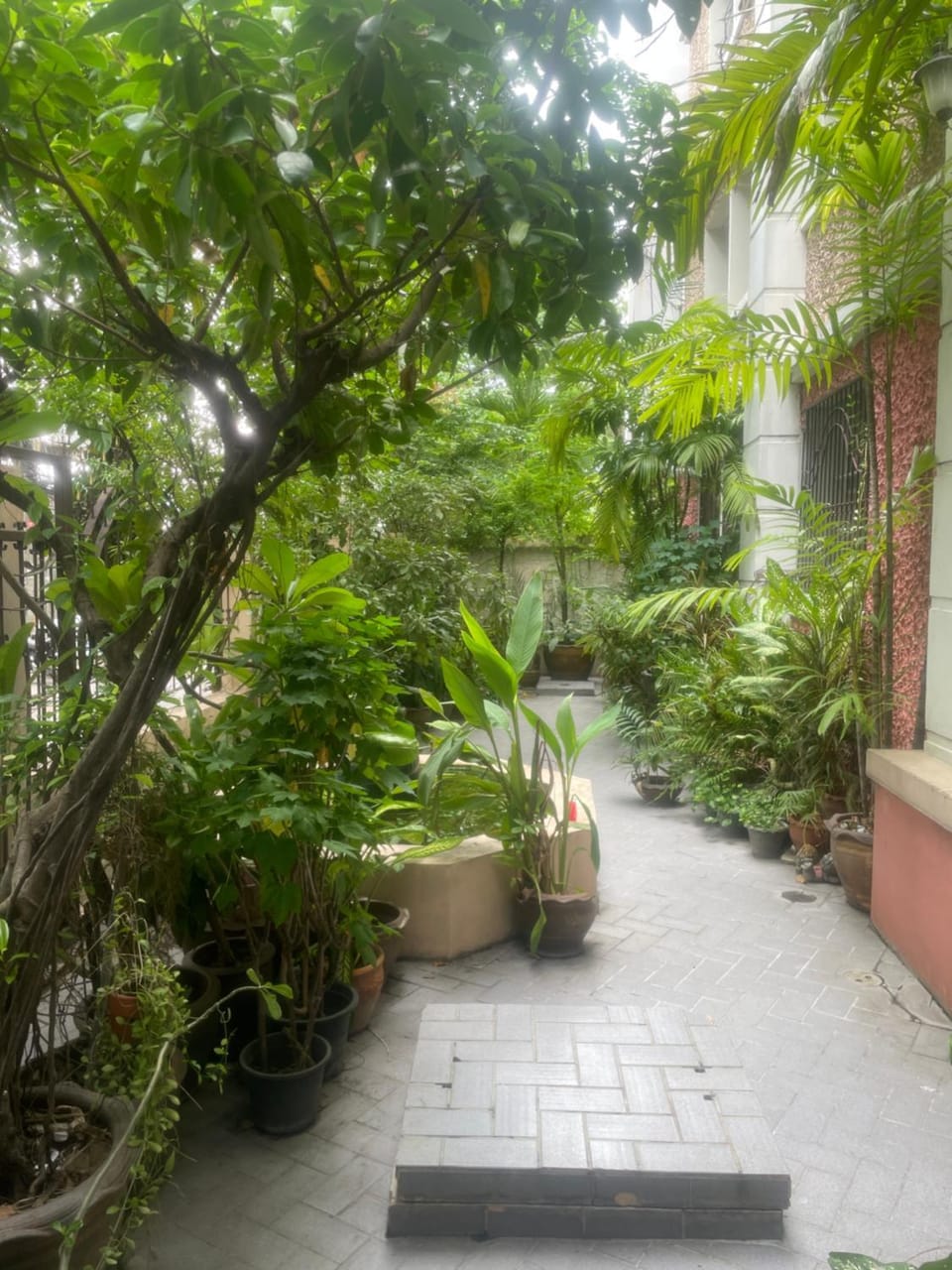 Viriyapon2 Apartment in Bangkok