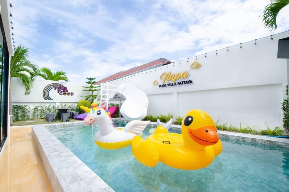 Napa Pool Villa Pattaya Villa in Pattaya City