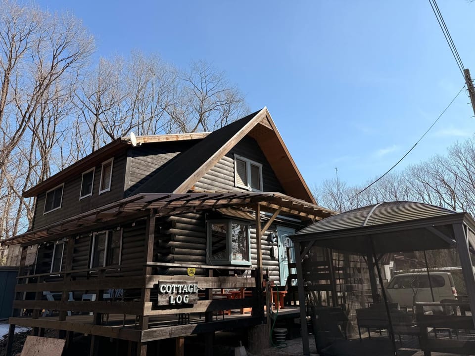 森ごと貸し切る一棟貸切大型ログハウス最大16名可ペット同伴OkコテージLog House in Japan