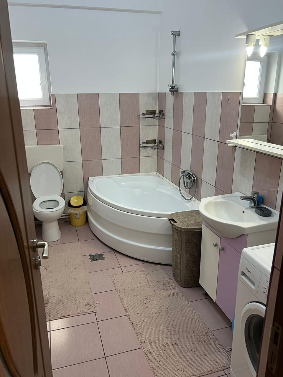 Shower, Toilet, Bathroom, Bath