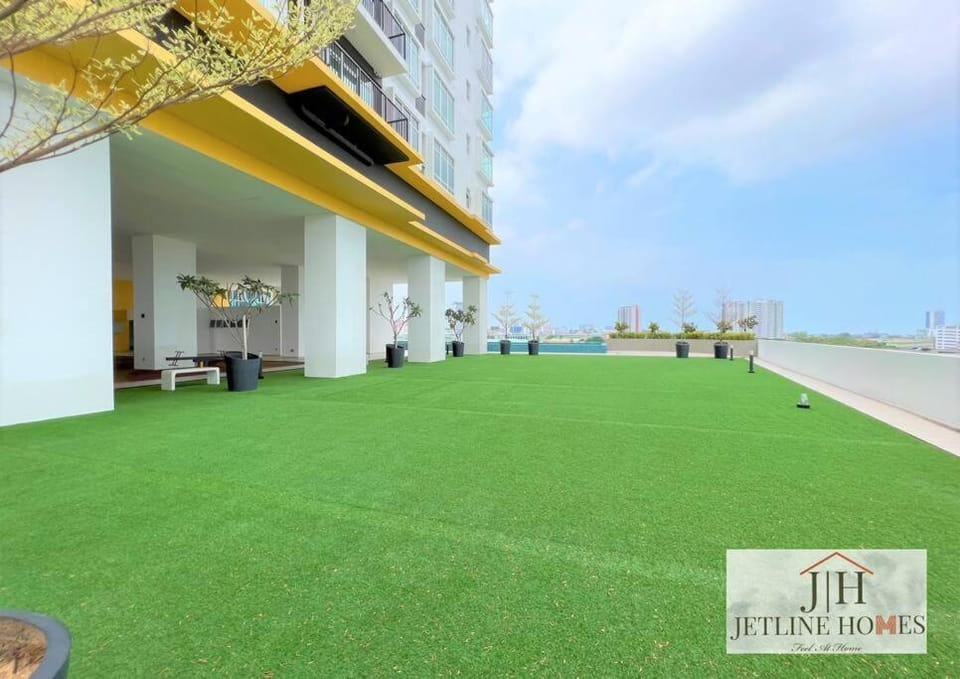 Melaka {Nova8 Suite} City-View/ 4Pax/ WIFI/tv-box Apartment in Malacca