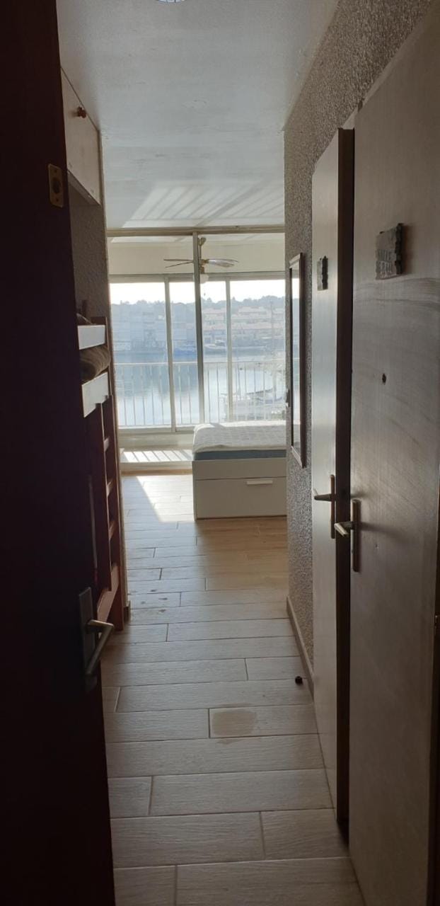 Studio Gruissan Vue Port Apartment in Gruissan