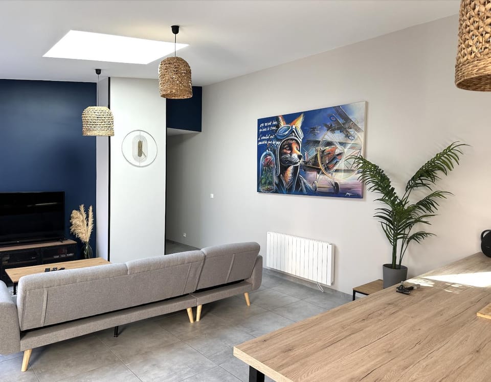 TV and multimedia, Living room, Seating area