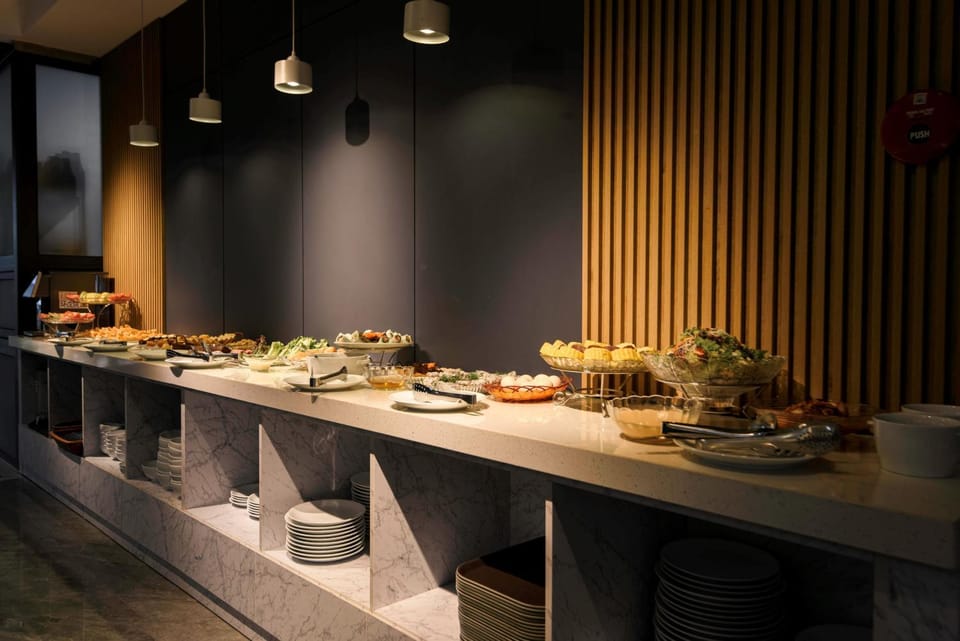 Food and drinks, Food, Lunch, Dinner