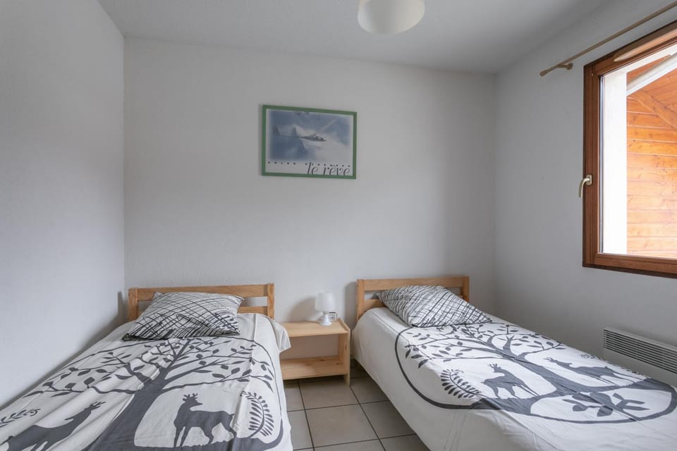 Property building, Living room, Bedroom