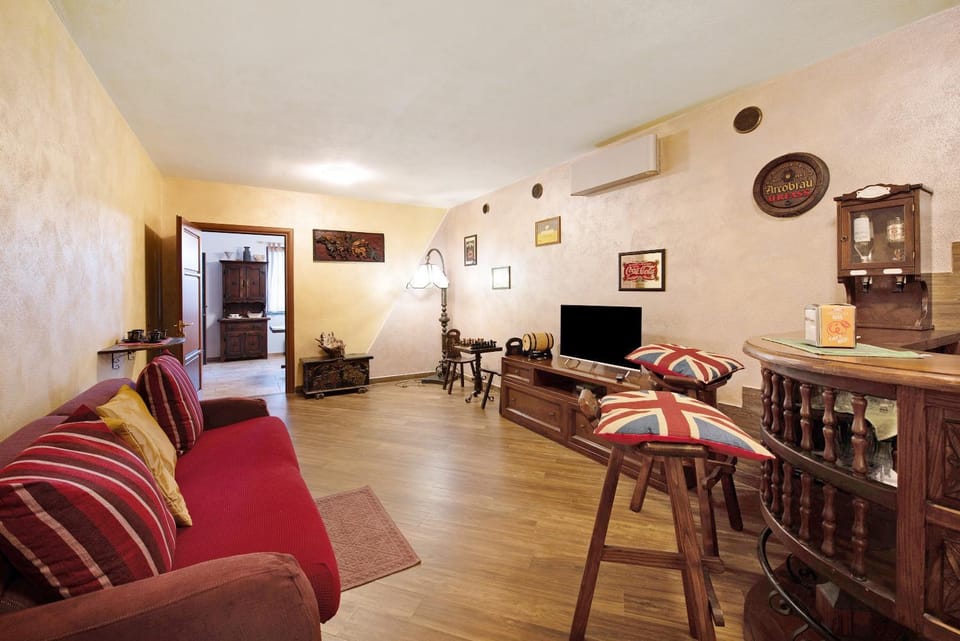 Property building, Living room