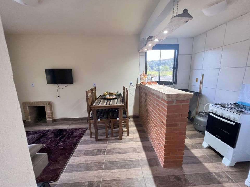 TV and multimedia, Kitchen or kitchenette, Living room, Dining area