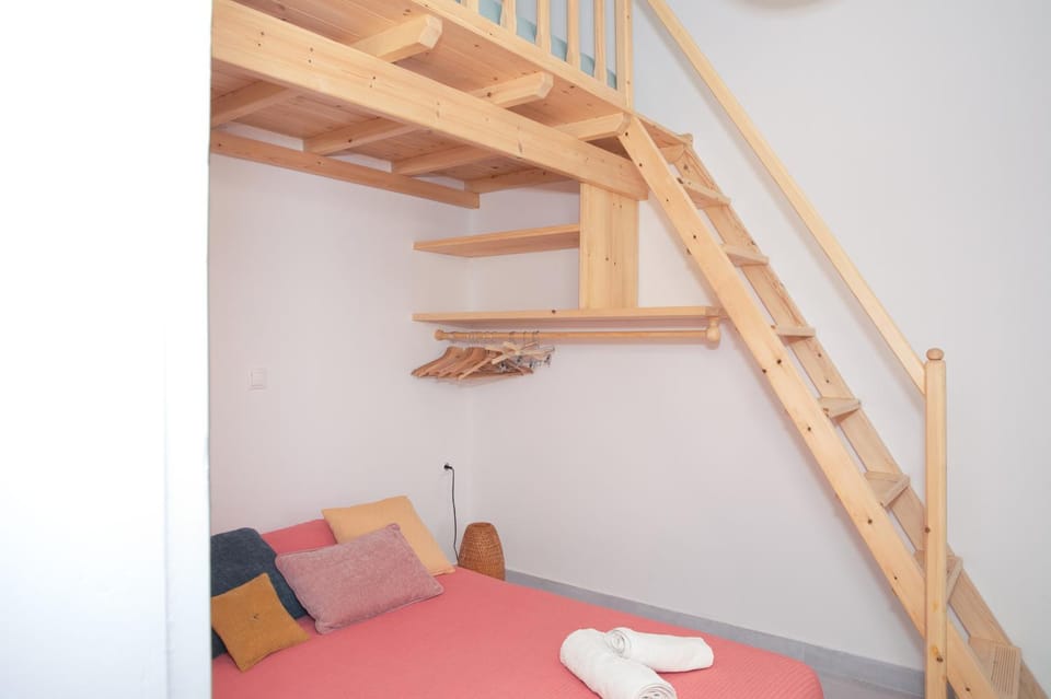 Mirtilo - Local Style, 1 Min from Main Beach House in Kardamena