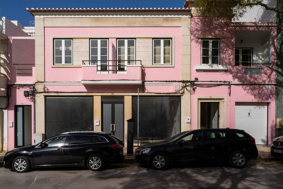 Property building, Street view