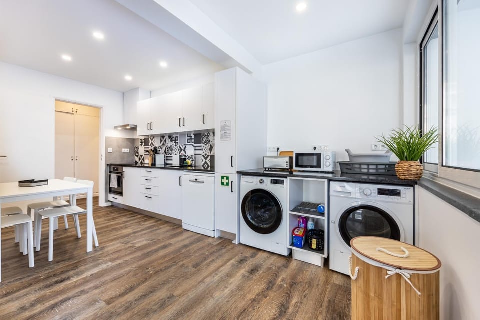 Kitchen or kitchenette, Kitchen or kitchenette