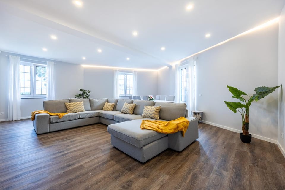 Communal lounge/ TV room, Communal lounge/ TV room, Living room