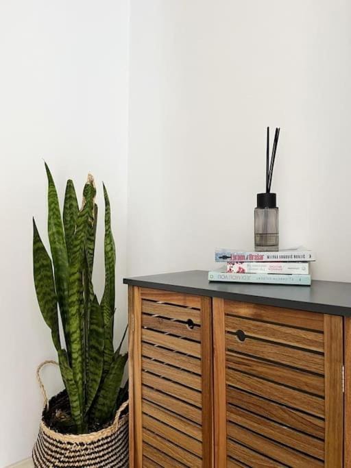 Čarobni apartman s pogledom Apartment in Tisno