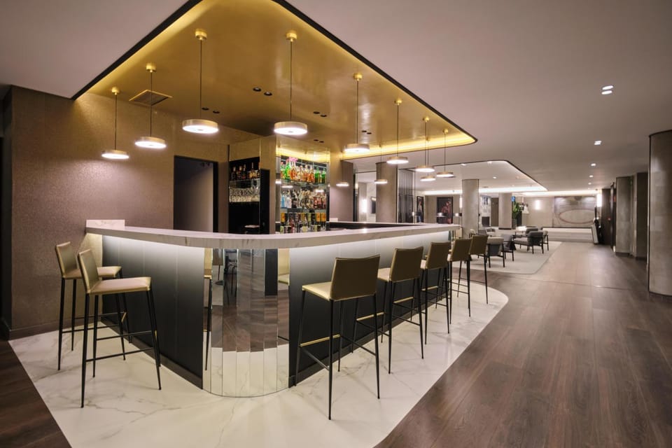 Lounge or bar