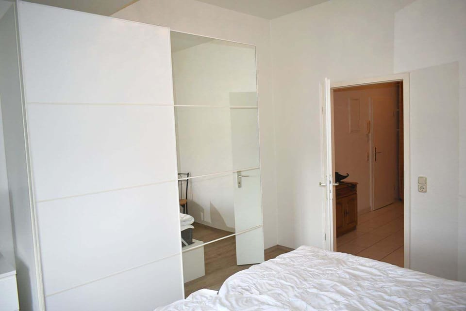 Bed, Bedroom, wardrobe