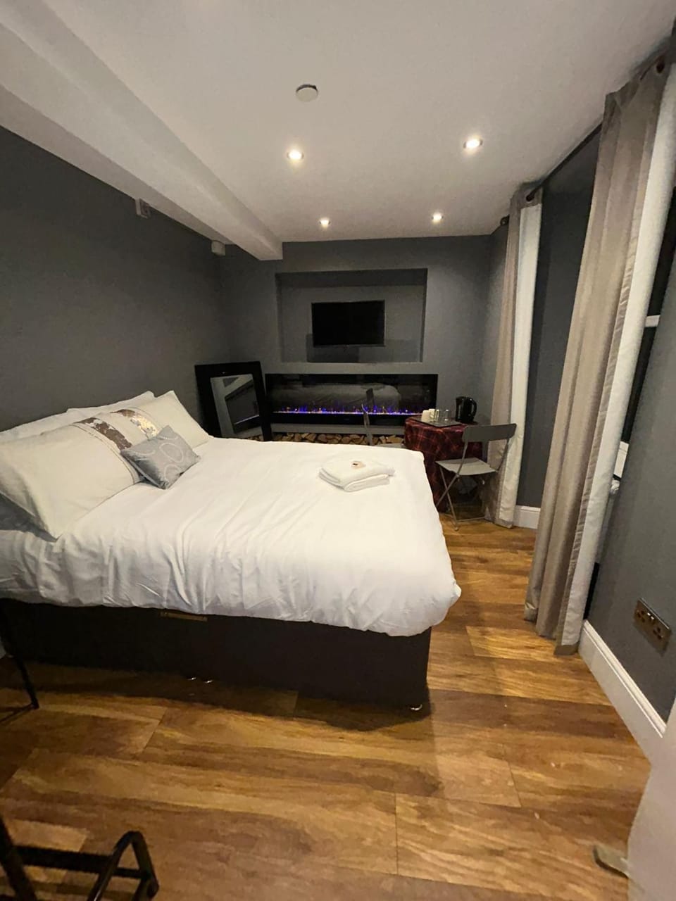 Cosy Double Bed With Fire Place Vacation rental in Edinburgh
