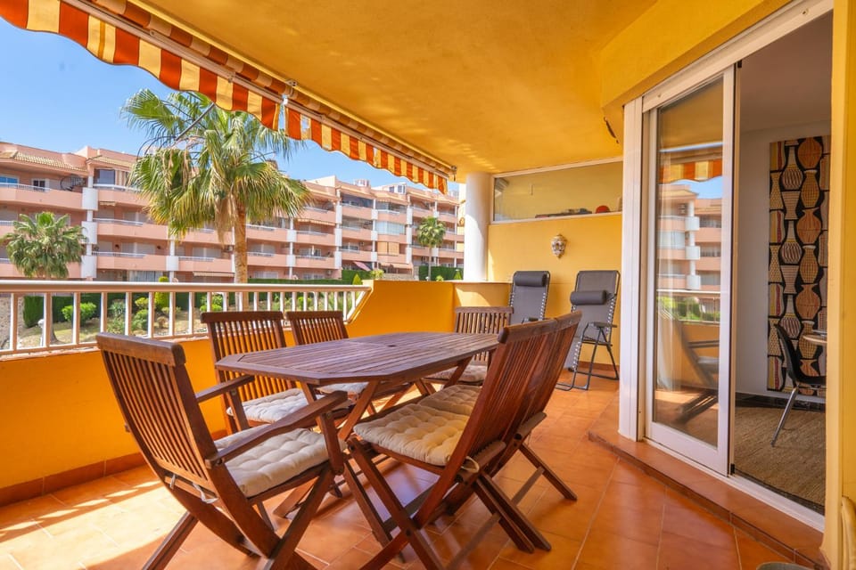 Balcony/Terrace, Dining area