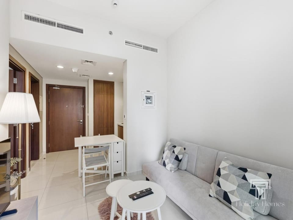 Cozy 1 BR in Business Bay Dubai by GP Holiday Homes Apartment in Dubai