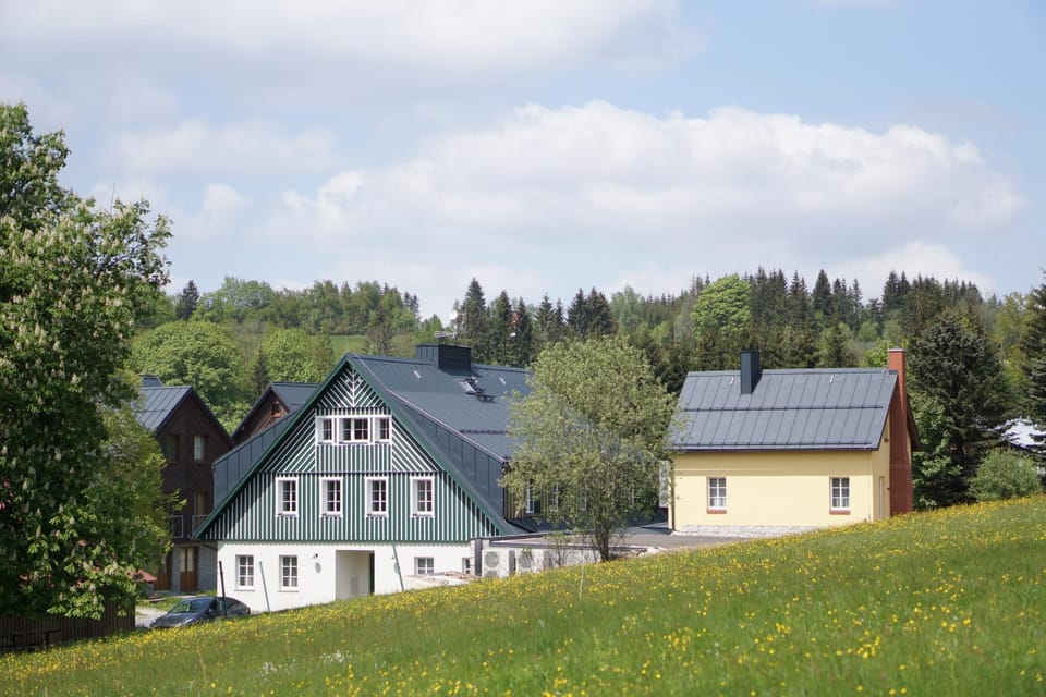 Šalet Hrabětice Apartment in Lower Silesian Voivodeship