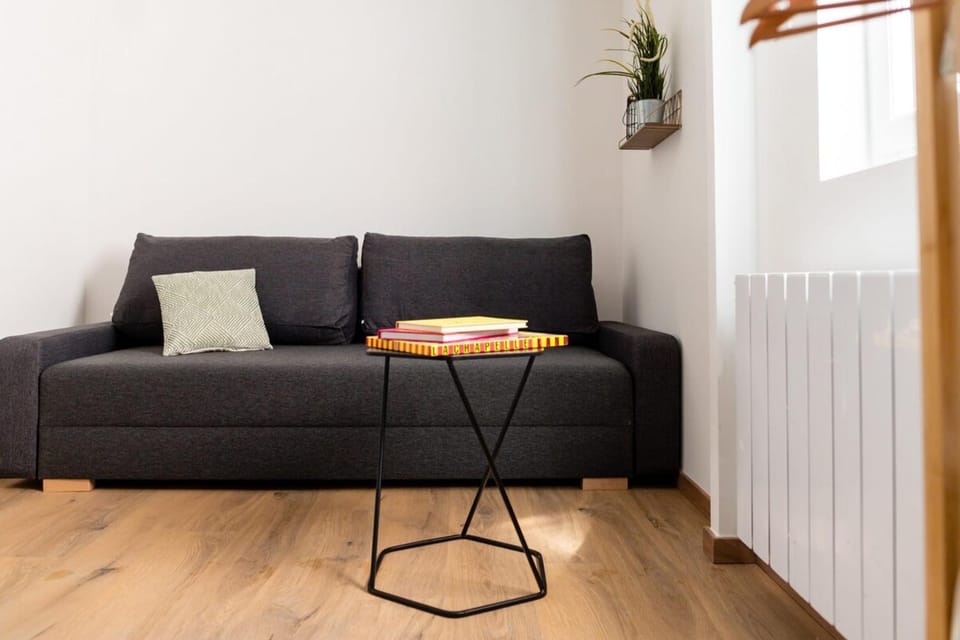 Cozy and Elegant Studio Bellecombe District Lyon 6th Apartment in Villeurbanne