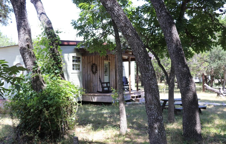 Nueces River Cabins-Oak Cabin Cabin in State of Coahuila