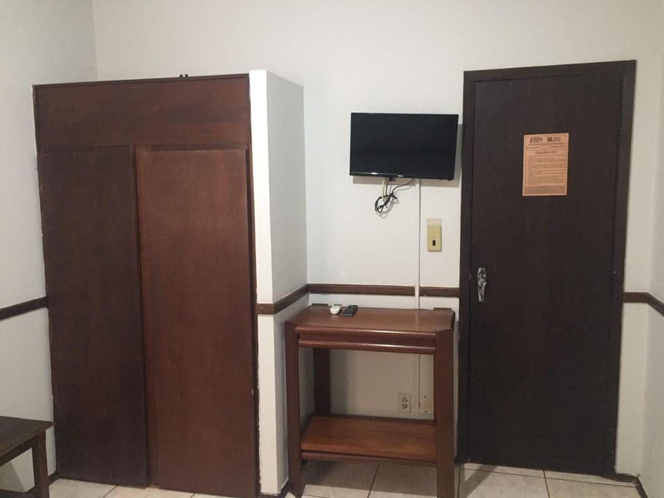 TV and multimedia, hair dresser, wardrobe