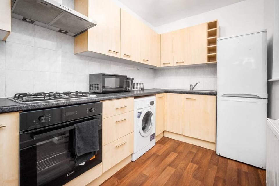 Midlands Haven - Upscale Serenity Near the City Apartment in Birmingham