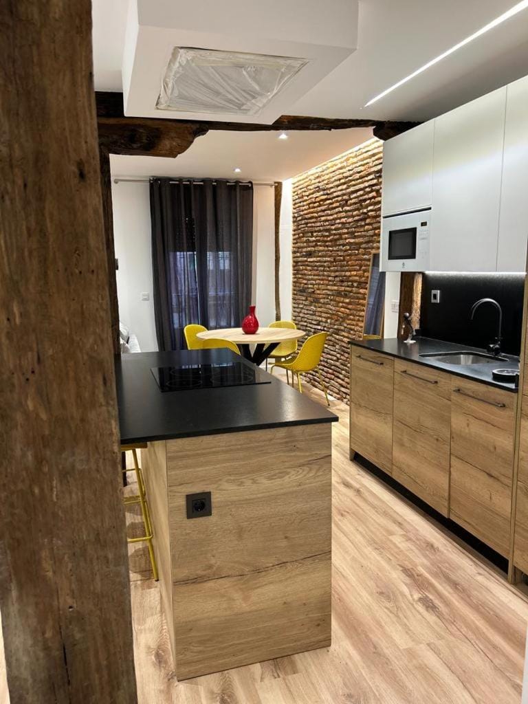 Apartamento Deluxe Casco Viejo Apartment in Bilbao