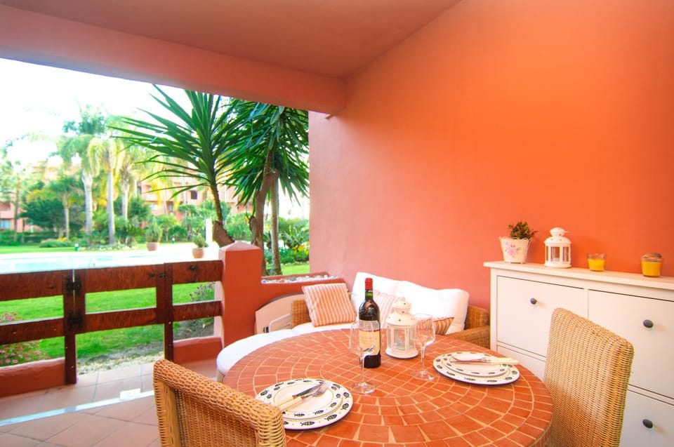 Balcony/Terrace, Seating area, Dining area