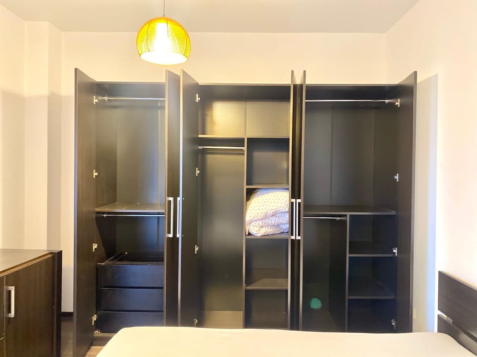 Up Town 1 room apartment available Now For UNTOLD FESTIVAL Apartment in Cluj-Napoca