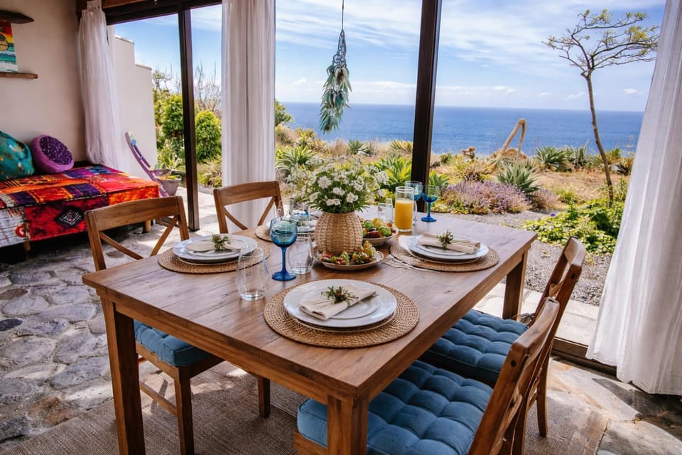 Dining area, Breakfast