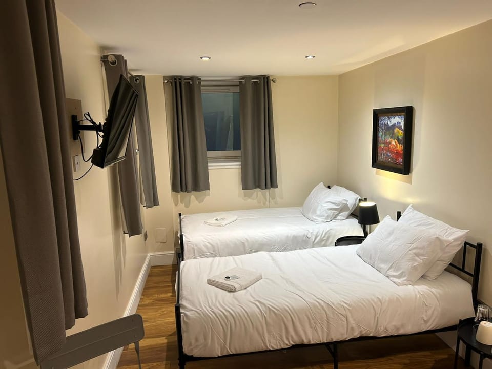 Twin Room With En-Suite Vacation rental in Edinburgh