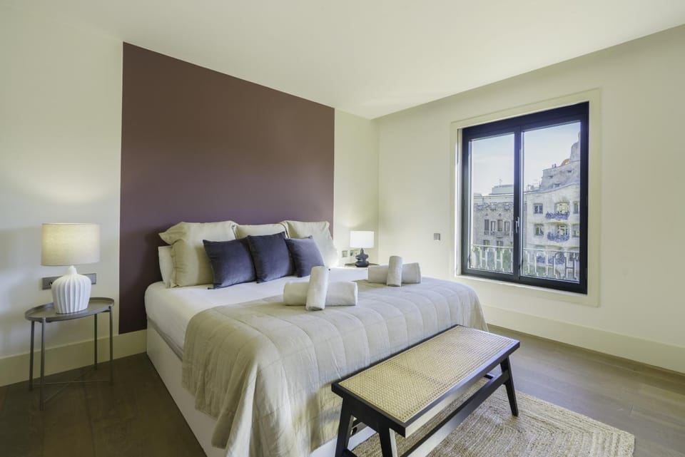 Bed, Bedroom