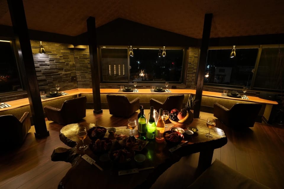 Night, Dining area, Food, Alcoholic drinks